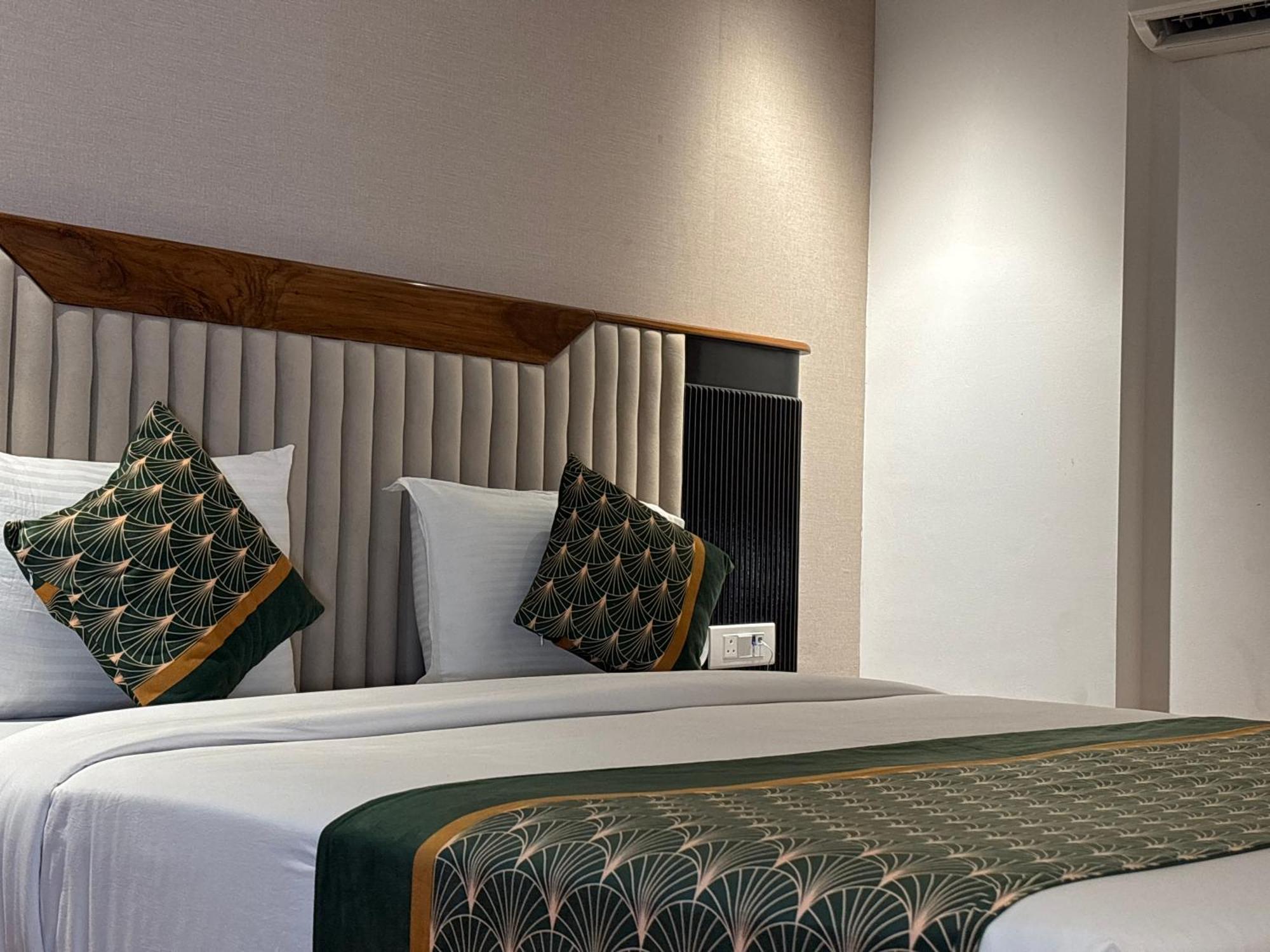 Hotel Arch The Lohias Yeni Delhi Dış mekan fotoğraf